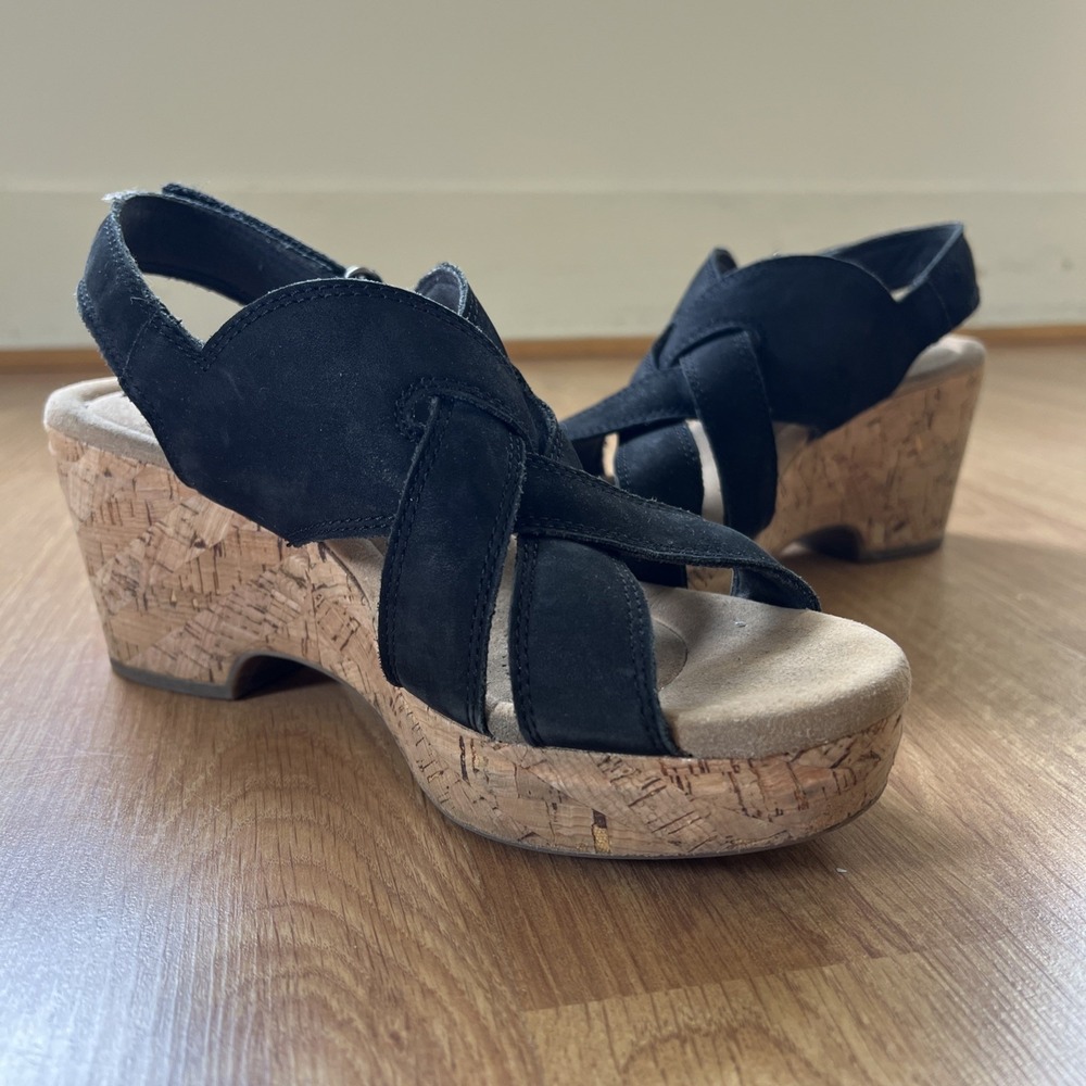 Clarks Rose Wedge Sandal Womens Size 9 Black Ultimate Comfort Nubuck Leather 40